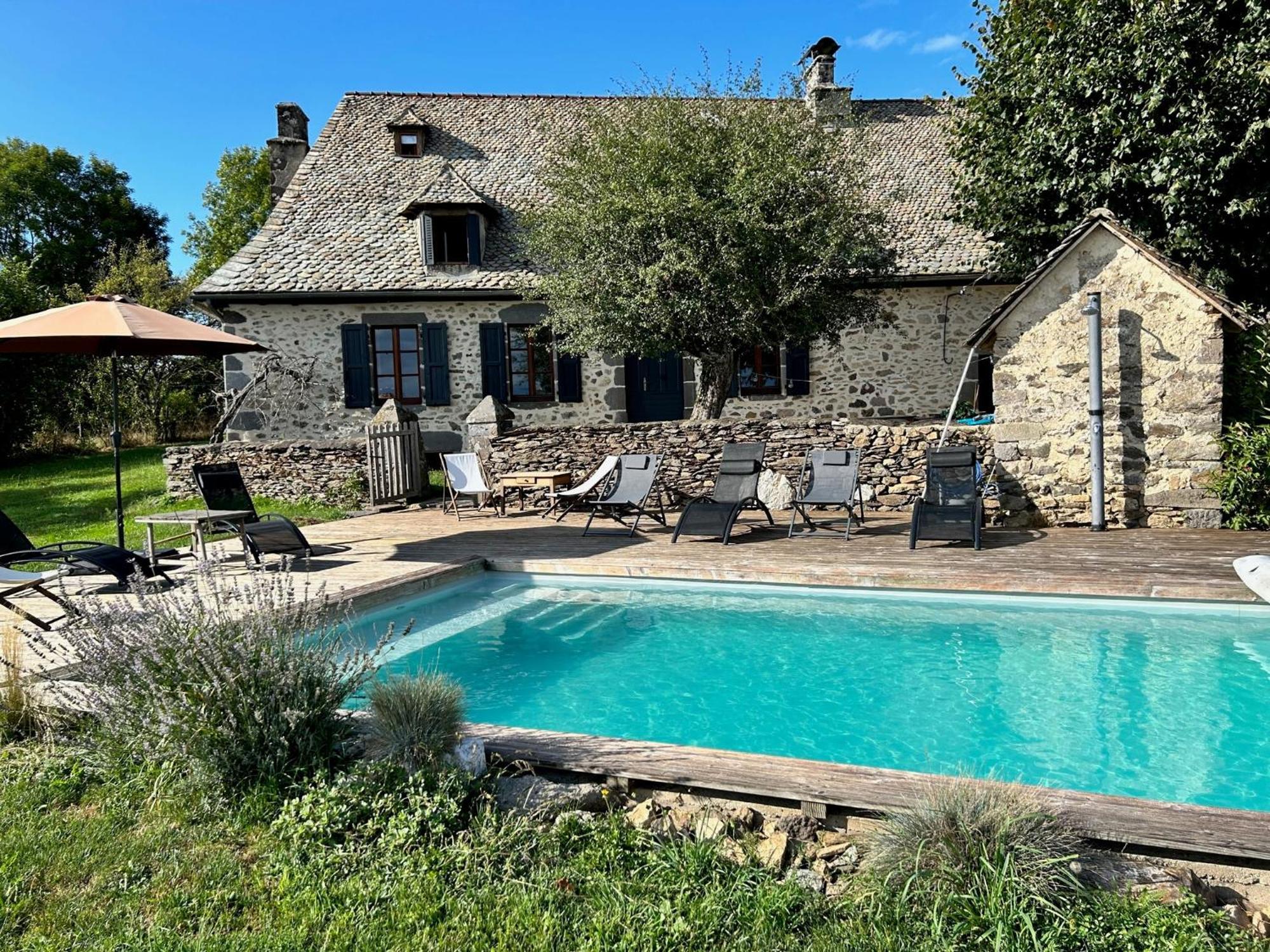 Maison Typique Auvergnate, Piscine Et Four A Pain Saint-Christophe-Les-Gorges Exterior photo