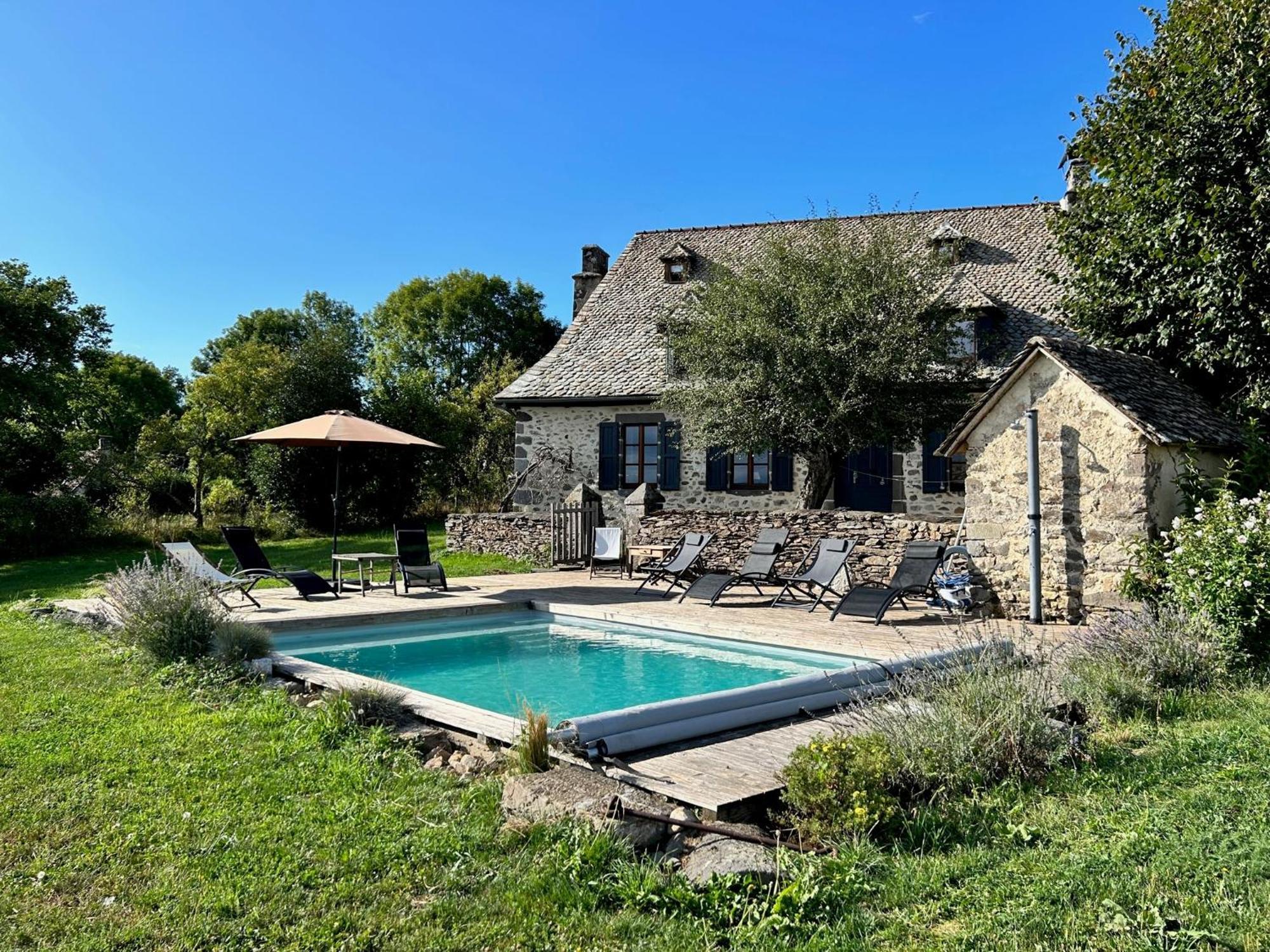 Maison Typique Auvergnate, Piscine Et Four A Pain Saint-Christophe-Les-Gorges Exterior photo